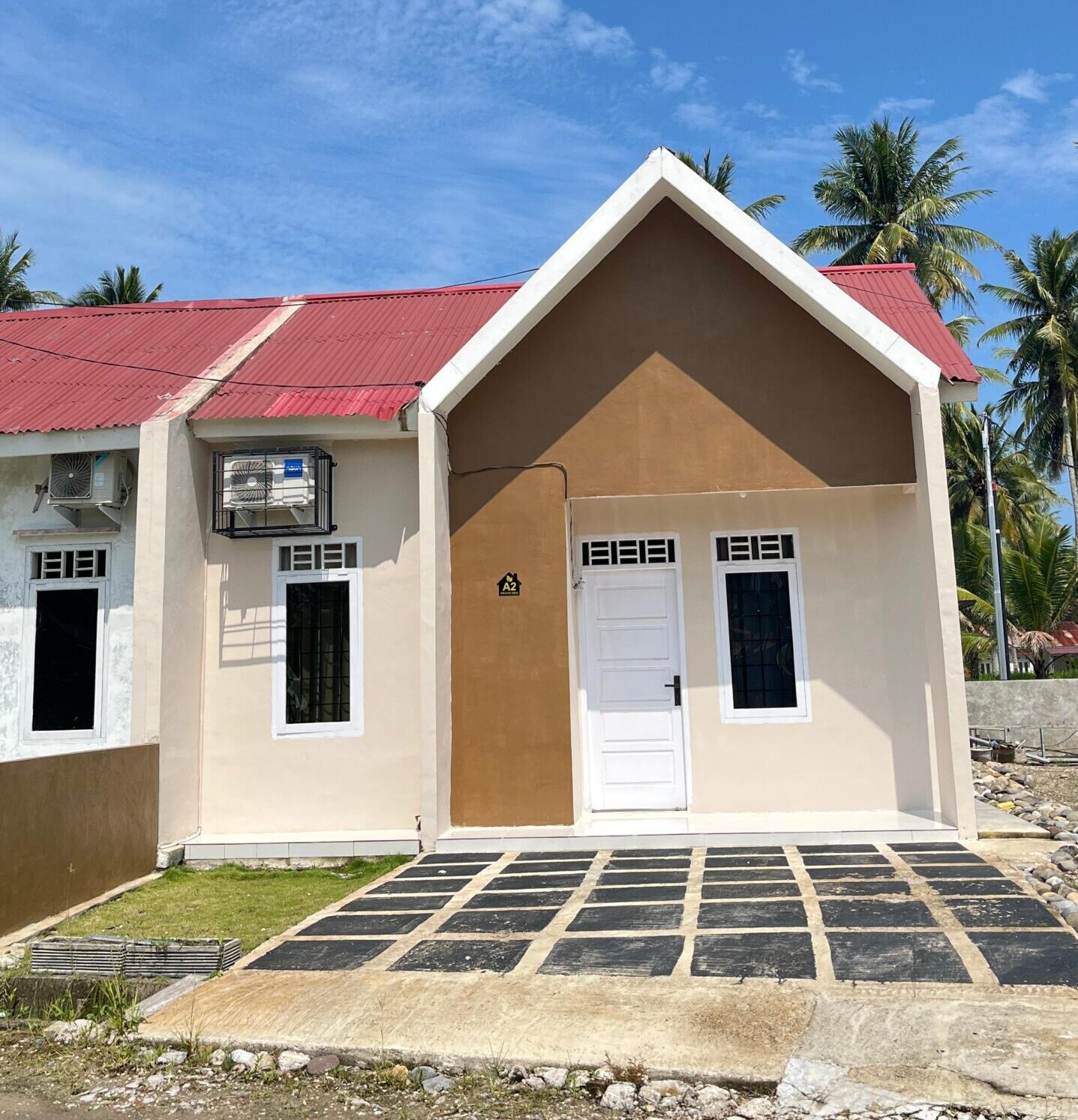 WhatsApp Image 2025-12-08 at 09.27.31 (1)