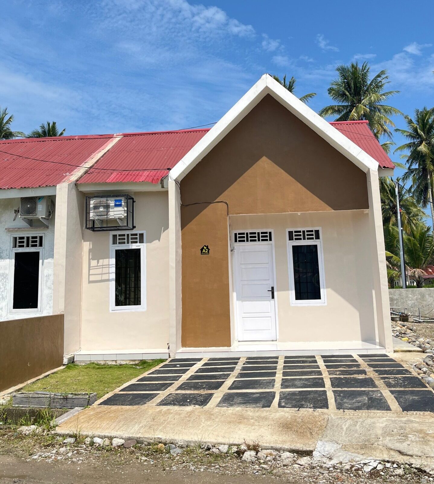 WhatsApp Image 2025-12-08 at 09.27.31 (1)